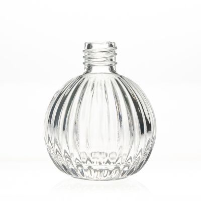 Chinese Custom Transparent Aromatherapy Bottles 50ML Glass Diffuser Bottles With Screw Cap