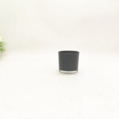 Small and beautiful black simple and capable for business boutique glass candle holder
