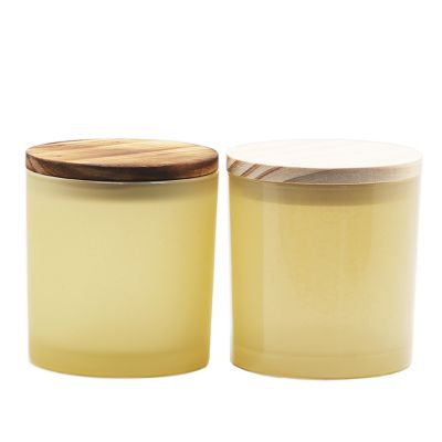 flat bottom matte shining cream glass candle jar wholesale candle holder with sealed wooden lid