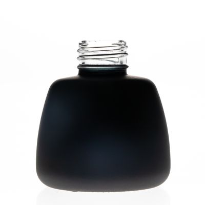 Custom Design 100ml 3oz Half Round Shaped Matte Black Reed Diffuser Bottle Glass Aroma Oil Bottle