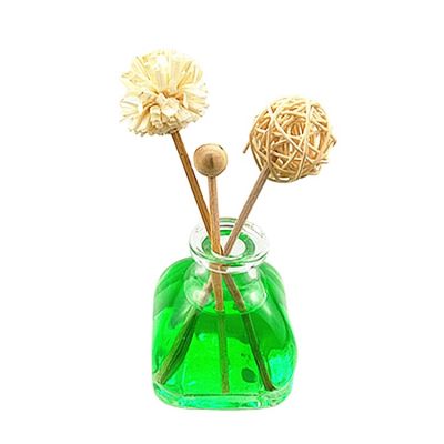 wholesale clear pagoda shaped mini 50ml reed diffuser bottle glass with cork