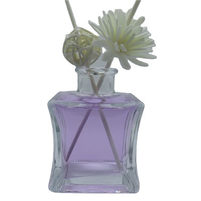 Cheap Price 100 Ml Decorative Square Reed Diffuser Glass Bottle China Factory Personal Use