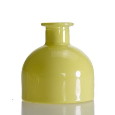 Unique Spray Paint Yellow Glass Aroma Bottle Empty 50ml Diffuser Glass Bottle