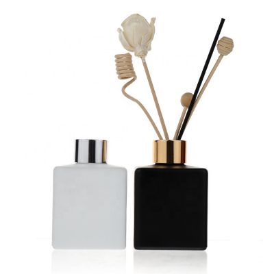 Luxury Square Shape Matte Black Empty 150ml Aromatherapy Essential Oil Perfume Reed Diffuser Glass Bottle
