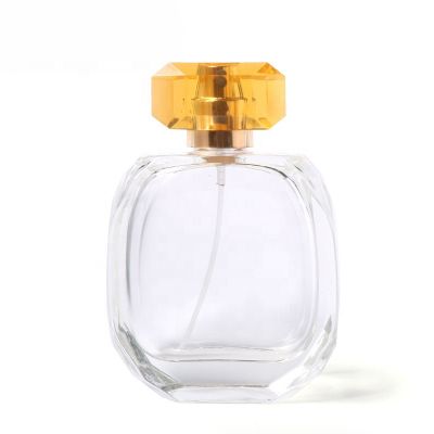 Hot Selling Custom Shape Empty Clear 100Ml 10Cl Capacity Modern Flat Glass Spray Perfume Bottle For Women Men