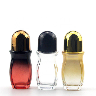 wholesale customized luxury clear perfume bottles 50ml with plastic roller black lid