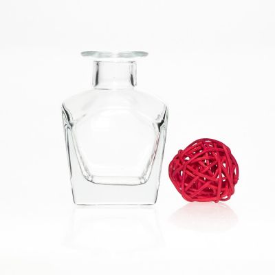 Unique Design Wholesale Aroma Diffuser Bottle 50ml Glass Transparent Bottle
