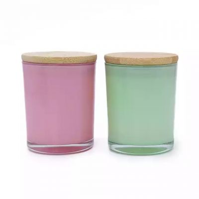 New design colorful polished glass candle jar with bamboo lid can be used as wedding decoration