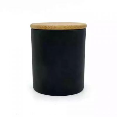 Wholesale High Quality 200ml Black Frosted Glass Candle Jar with Bamboo Lid for DIY Candle Making