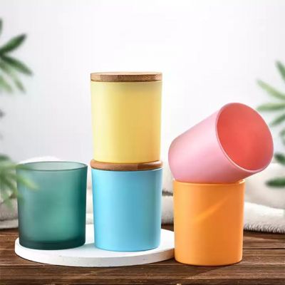 Customized label Soybean aromatic candle cup Multicolor frosted candle jar with lid
