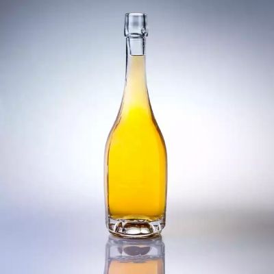 Factory Wholesale Customize Beautiful 750ml 700ml Whisky Vodka Long Neck Liquor Glass Bottle With Cap