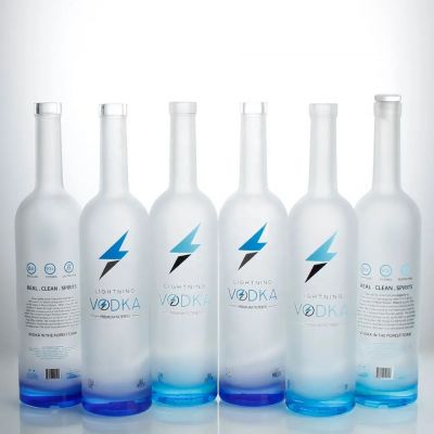 OEM Private Labels Liquor Whisky Rum Tequila Ariane Glass Bottle Frosting 700 ml 750 ml Blue Glass Vodka Bottle