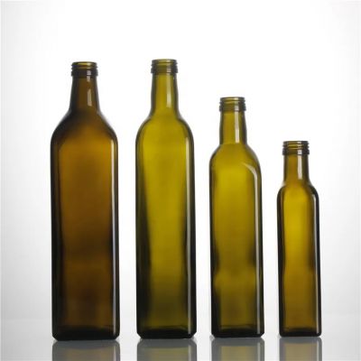 empty square round kitchen cook Vinegar AG Marasca Dorica olive oil glass bottles