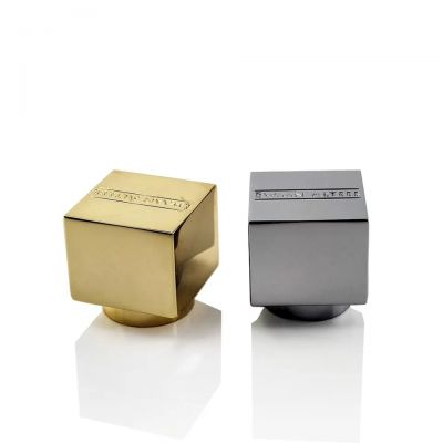 15fea luxury custom design engraved logo printing square shiny gold silver zamac perfume bottle caps wholesale 15mm