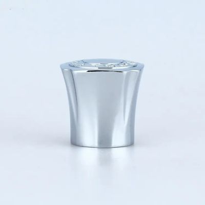 Luxury Zamac Perfume Bottle Cover 15Mm High grade silvery Metal Zinc Alloy Perfume Bottle Cap With Logo