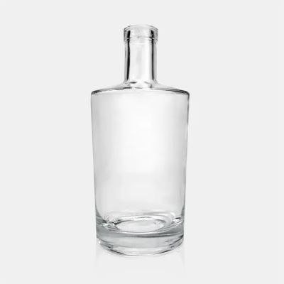 Liquor Bottle Nordic style glass 500ml 700ml 750ml glass bottle for whisky rum gin tequila brandy spirits