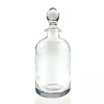 Free sample clear glass bottle for 700ml whiskey spirit vodka liquor bottle with glass stopper