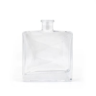 High Quality 500ml 750ml Flat Square Rectangle Flint Glass Liquor Wine Whisky Tequila Bottle with Glass Cork