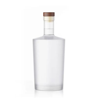 Wholesale Classic Design 500ml custom liquor 700ml vodka gin whiskey tequila spirit glass bottle