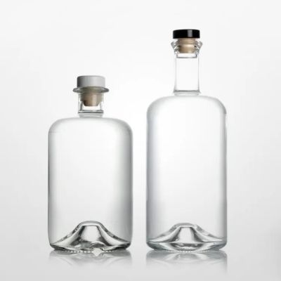 500ml Nordic Empty Rum Whisky Vodka Spirit Glass Liquor Bottle with Cork for Liquor Whiskey 200ml 375ml