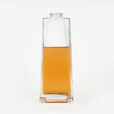 500 ml 700 ml 750 ml empty high quality Square transparent glass bottle for whiskey Vodka Gin Rum Spirits