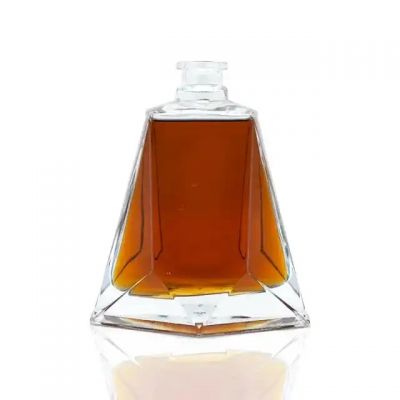 New Design Luxury 500ml Special Vodka Gin Rum Whiskey Brandy Glass Bottle with cork
