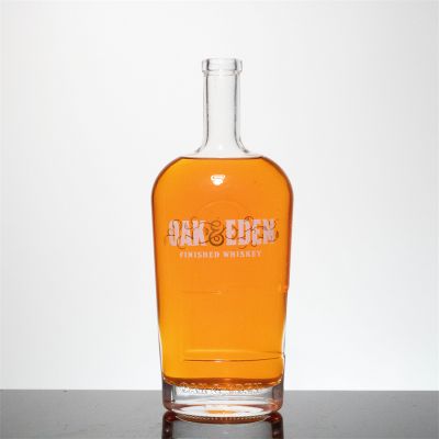 Hot Selling Quality 750ml Liquor Spirit Glass Bottle for Vodka Gin Whiskey Empty BITTER LIQUEURS for Sale