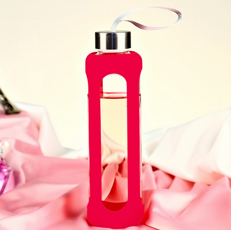 custom variable color 18oz sport outdoor borosilicate glass water bottle silicone sleeve 