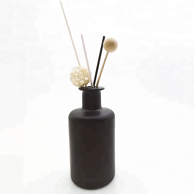 New Product 240ml Home Decoration Black Color Perfume Diffuser Glass Bottle