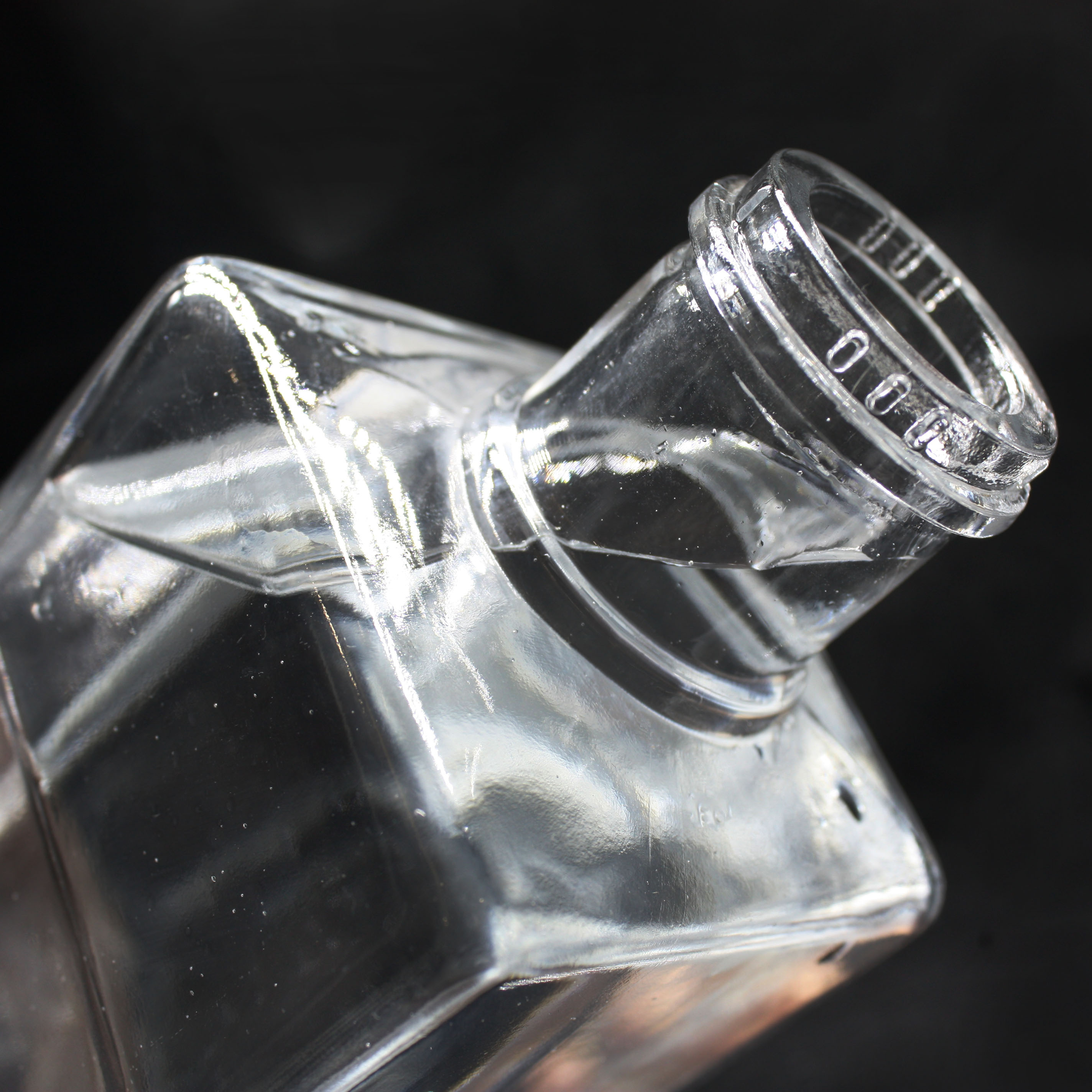 bottles glass wholesale