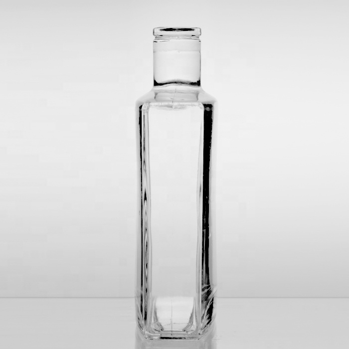 Square Rectangular Glass Bottle Wholesale 500ml 700ml Antique Crystal