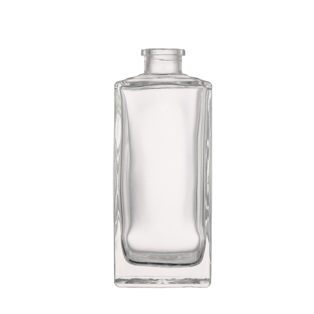 China Factory Low Price Glass Liquor Wine Bottle Square Shaped Vodka 500 ml With Cork 