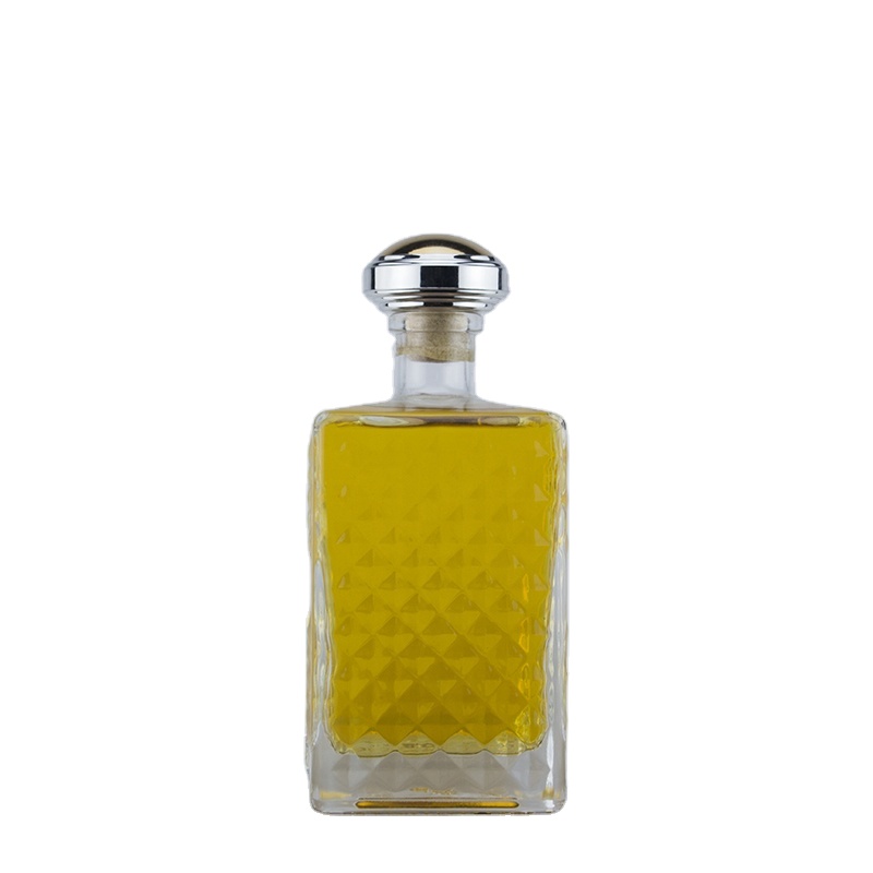Deluxe Square Embossing Shout Neck Super Flint Glass Bottle 70 Cl Rum Uv Top Wood Cork Bottle 