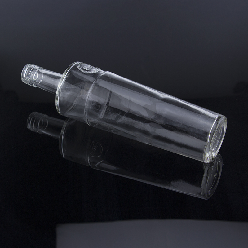 Wholesale Price Embossing Logo And Design Delicate Brandy Wine 750ml