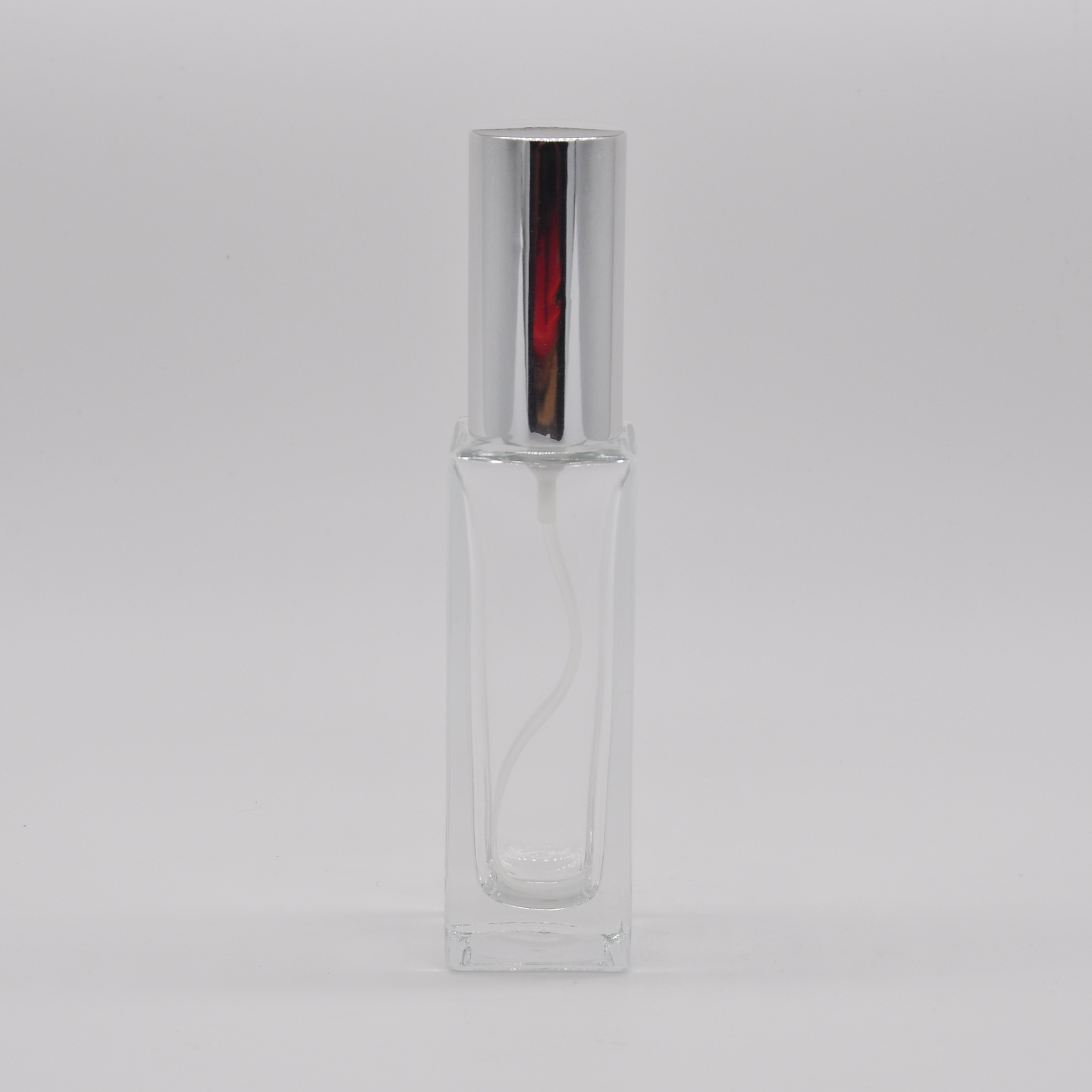 Empty wholesale high quality wholesale clear OEM rectangle refillable glass perfume bottle with pump mist sprayer 