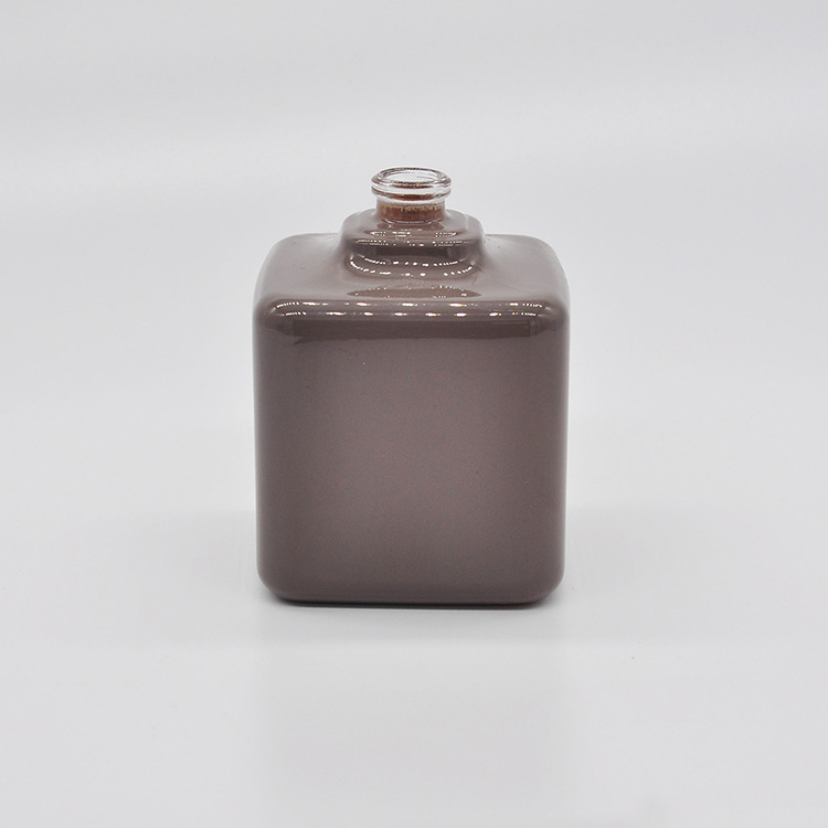 High quality ODM custom fancy bulk 50ml Square Modern glass china perfume bottle 