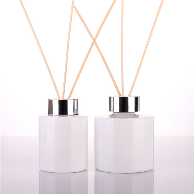 Wholesale frosted empty round reed diffuser glass bottle for fragrance 200ml, High Quality