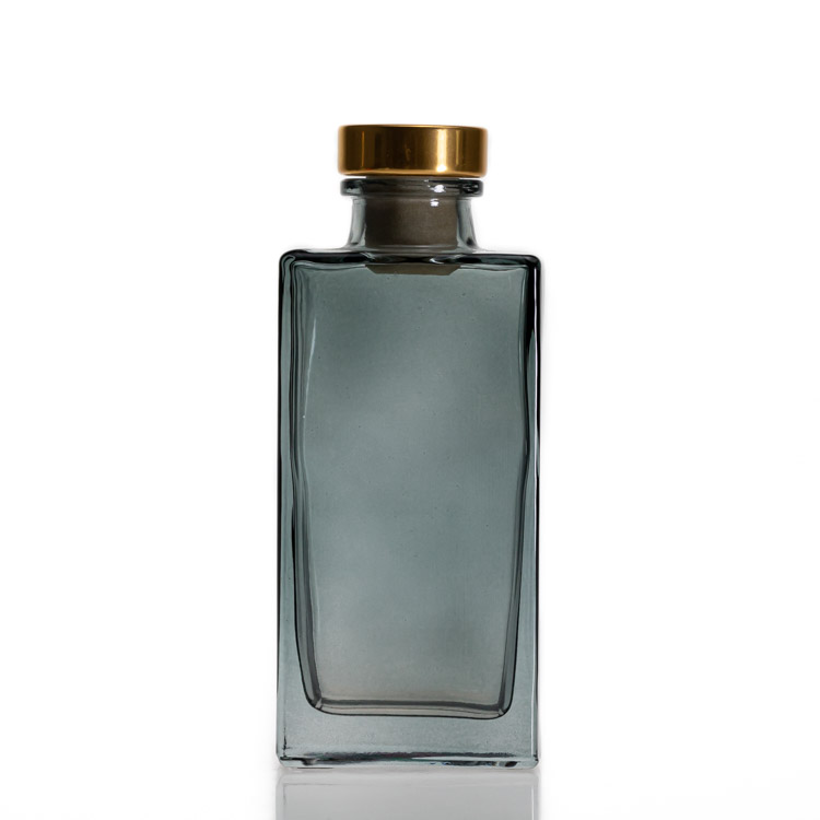 Perfume Bottle Aromatherapy Flat Square 100ml Square Glass Diffuser Bottle With Gold Stopper