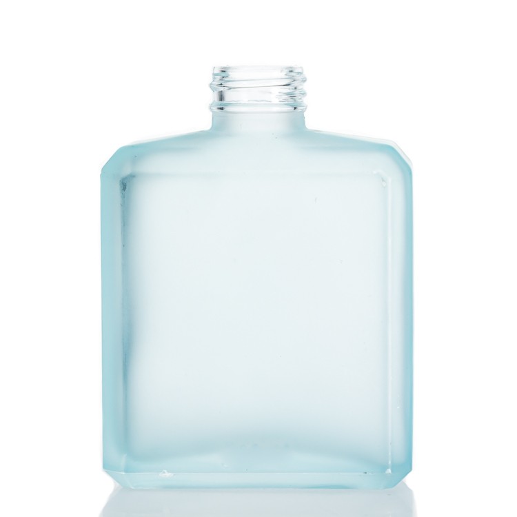 New Design glass 200ml Aromatherapy Bottles Manufacturer Diffuser Bottle