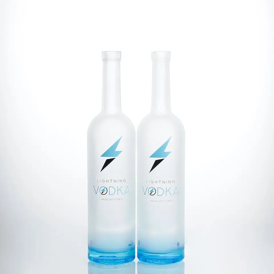 Customized logo frosted spray color round shape 700ml 750ml liquor whisky rum vodka glass bottle with aluminum cap