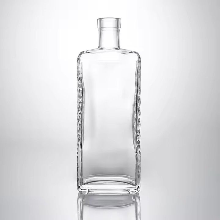 Unique Design 500ml Gin Rum Vokda Whisky Tequila Spirit Glass Bottle