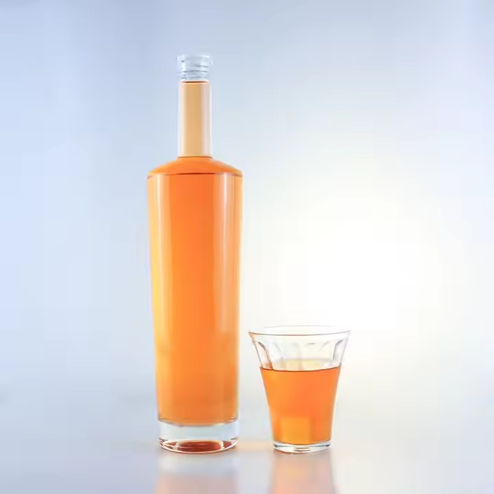 Vodka Empty Glass Bottles Clear Flint Whisky Glass Bottle Wholesale Price 700ml Glass Spirit Bottles