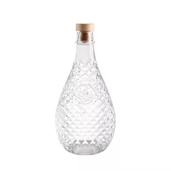 China Manufacturer empty transparent 500ml 700ml 750ml XO brandy glass bottles