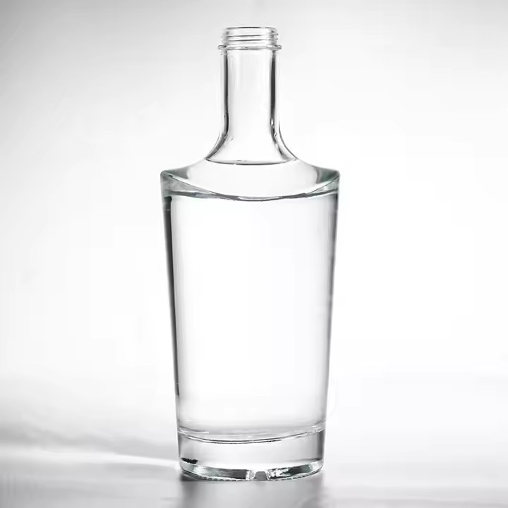 Factory Wholesale 500ml 700ml 750ml 800ml 1000ml Glass Spirit Bottle With Cork Stopper