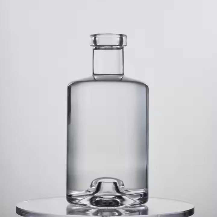 Nordic transparent in stock 700ml 750ml 1000ml whisky vodka glass bottles with cork lid