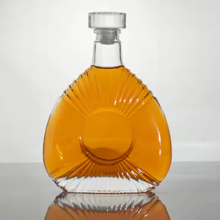 500ml Glass Spirit Bottle 680g for Beverage Fruit Juice Liquor & Tequila Brandy Whisky Gin with Cork