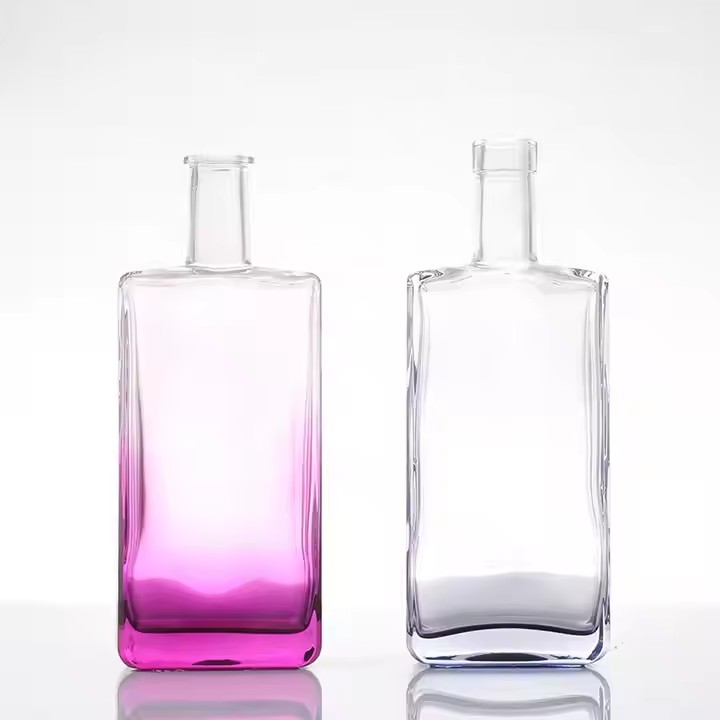 Top Quality Clear Customize Color Empty 500ml High Flint Glass Bottle for Whiskey Vodka Brandy Wine With Glass Stopper