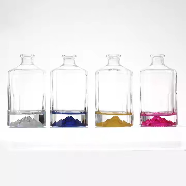 Custom Mountain Bottom Fancy Liquor Glass Packing for Whiskey Bourbon Gin Liquor Bottle Factory Wholesale