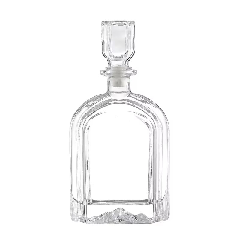 Hot Selling Customized 500ml Whiskey Bottle Lead-free Whiskey Decanter Glass Wine Bottle for Vodka Gin Whiskey