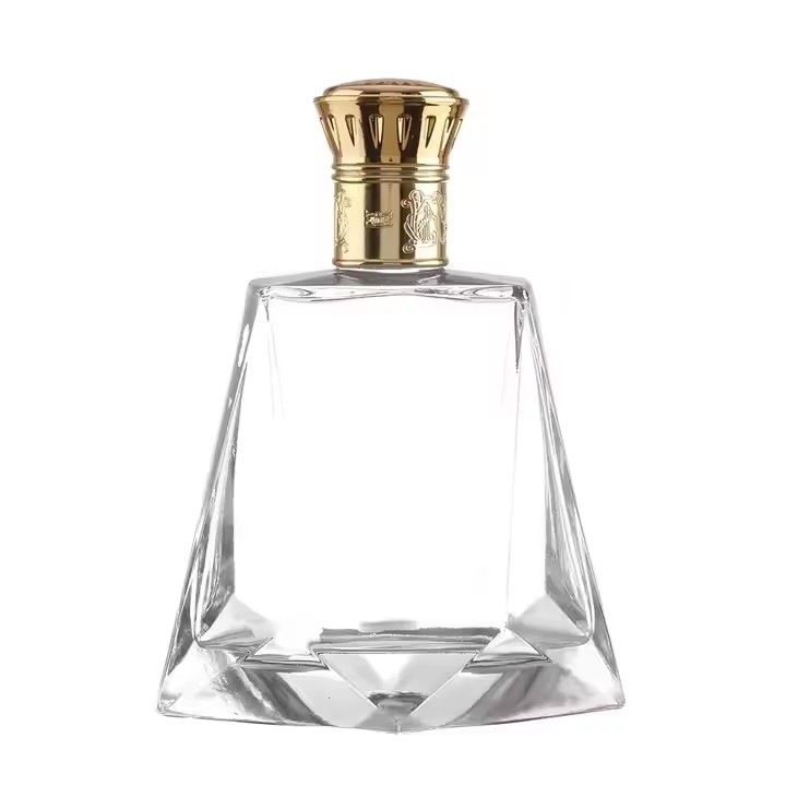 Wholesale 500ml Square Glass Whiskey Bottle with Rubber Stopper Customized for Spirits Brandy Tequila Energy Drinks